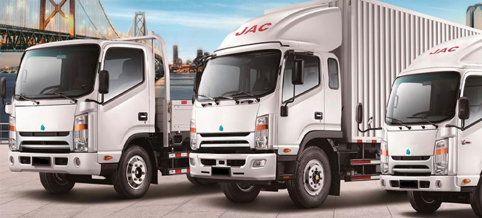 Camiones dedicados 100% a gas, muy rentables con un gran ahorro en el gasto de combustible ya que funcionan 100% con GNC o GNL, Greenkraft México